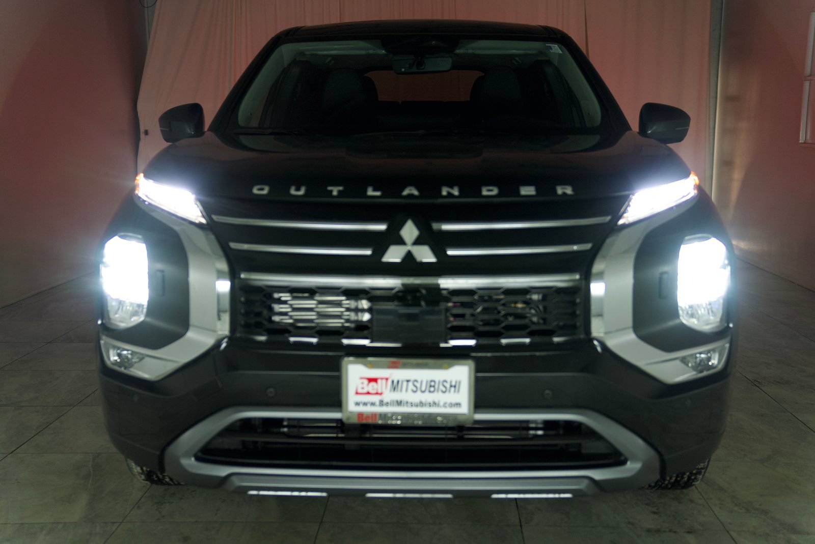 Used 2025 Mitsubishi Outlander SE AWD/4WD image 28