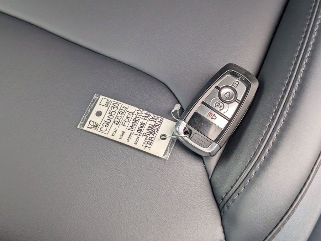 New 2026 Ford Maverick Lariat w/ Black Appearance Package image 51