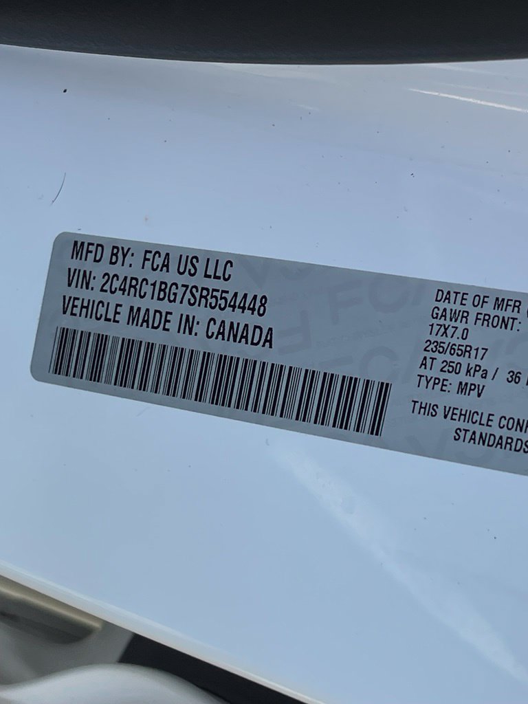 Used 2025 Chrysler Pacifica Select FWD image 29