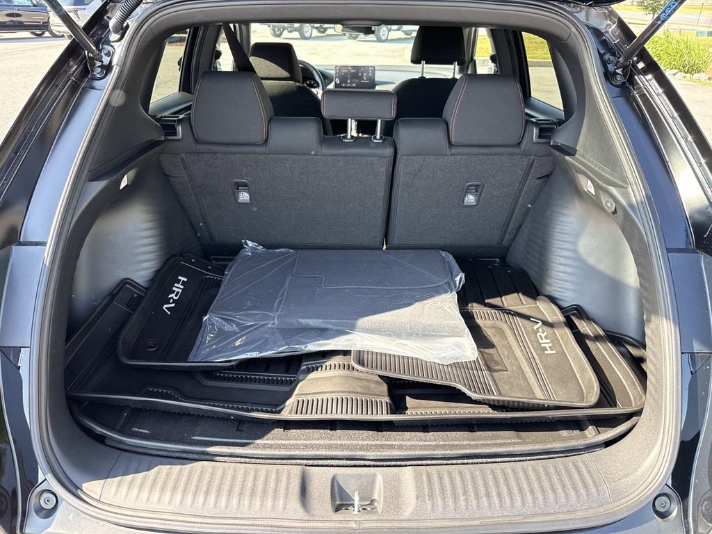 Used 2026 Honda HR-V Sport image 22