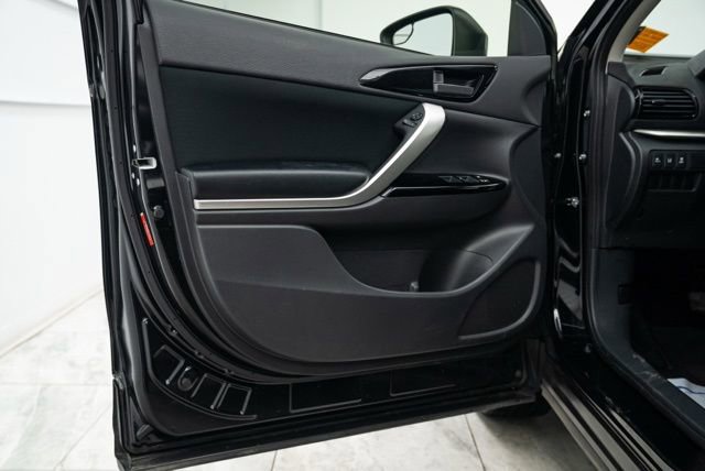 Used 2024 Mitsubishi Eclipse Cross LE image 17