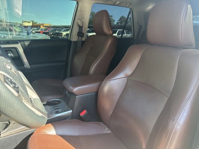 Used 2020 Toyota 4Runner Limited AWD/4WD image 9