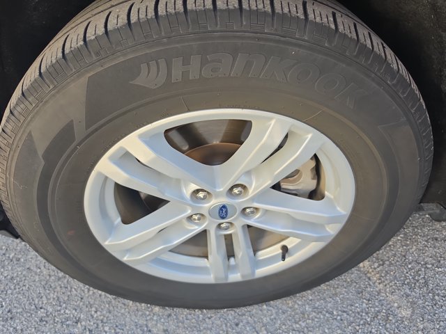 Used 2023 Ford Explorer XLT RWD image 9