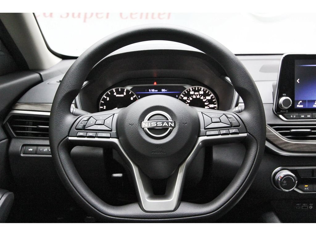 New 2026 Nissan Altima 2.5 SV FWD image 13