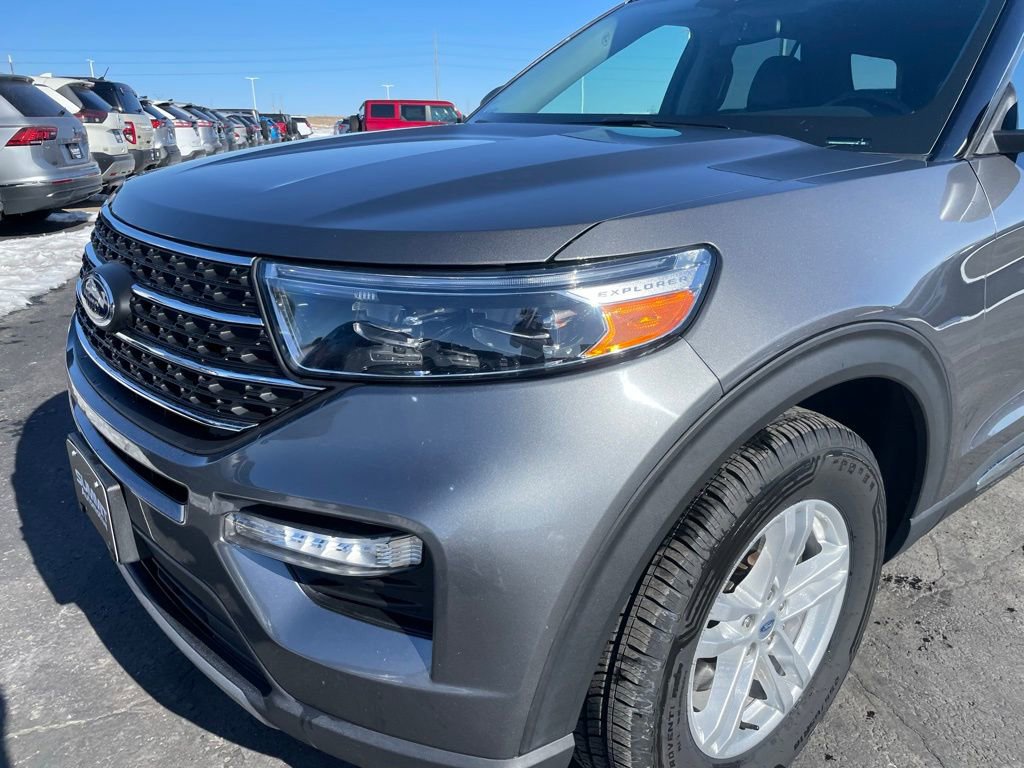 Used 2023 Ford Explorer XLT w/ Equipment Group 202A image 37