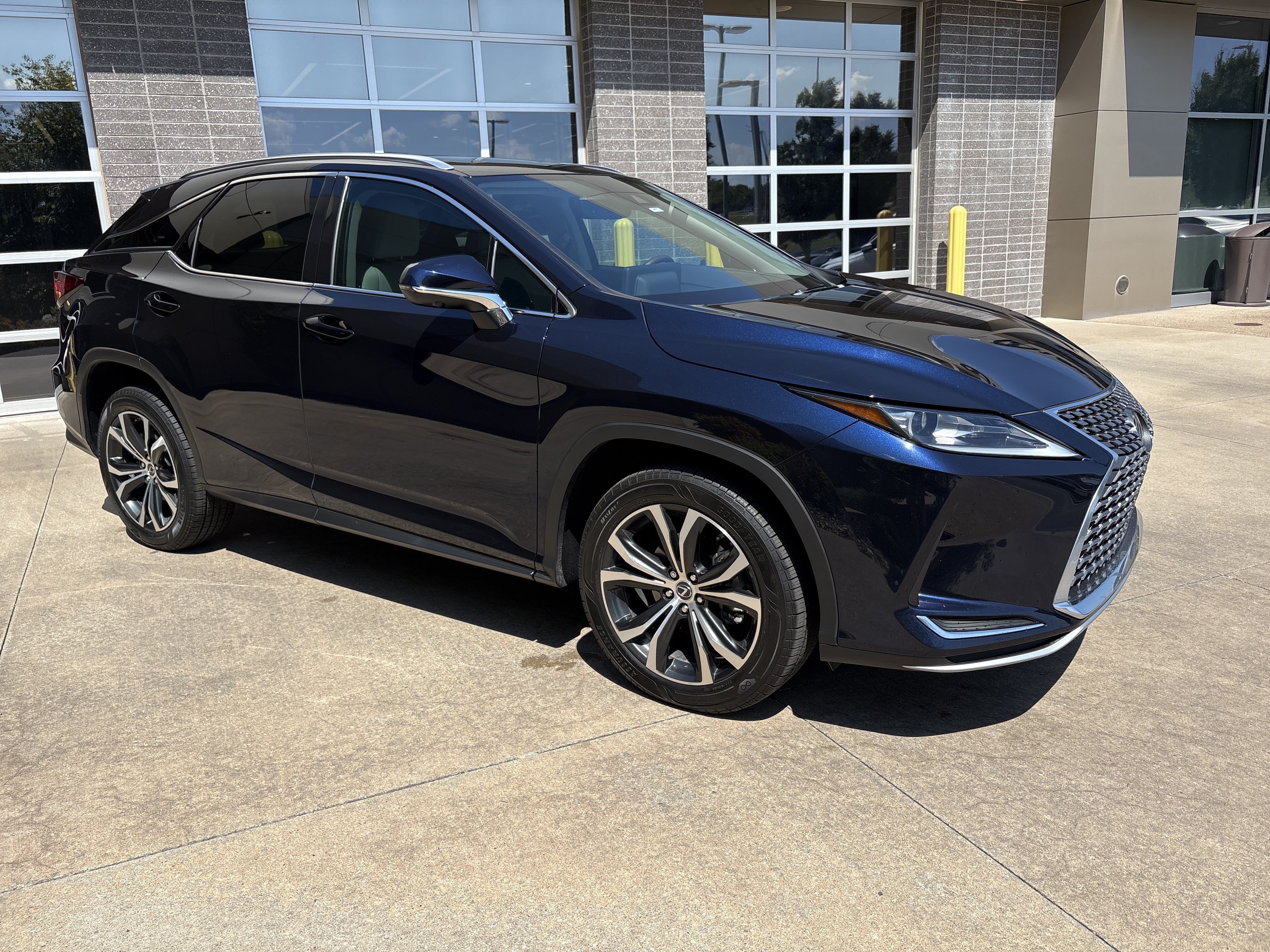 Used 2022 Lexus RX 350 FWD w/ Accessory Package (P3) image 2