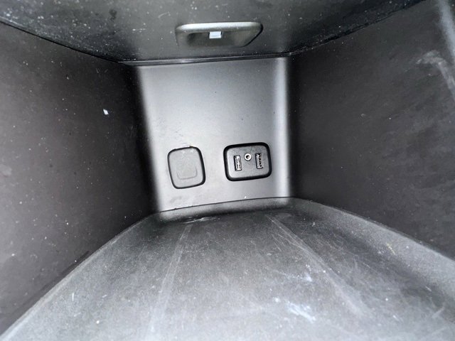 Used 2019 GMC Acadia SLE image 24