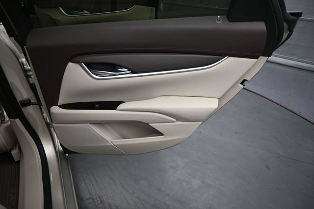 Used 2015 Cadillac XTS FWD image 14