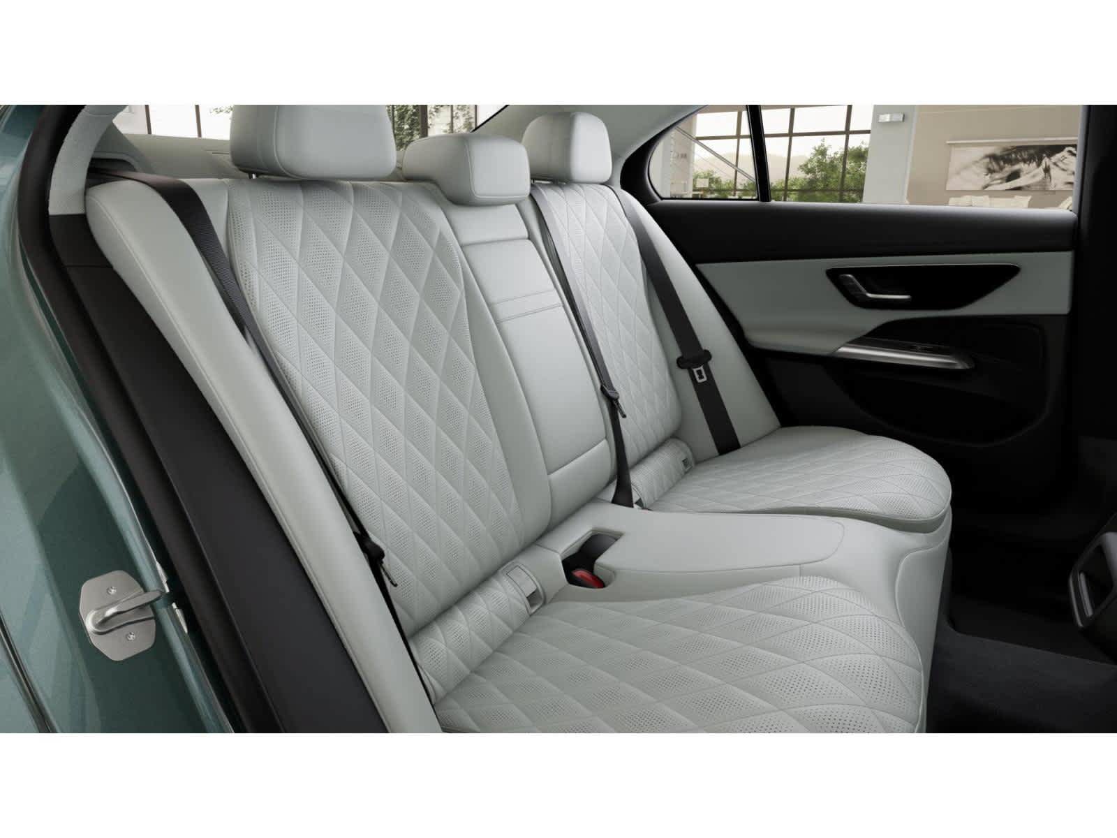 New 2027 Mercedes-Benz E 450 4MATIC Sedan image 4