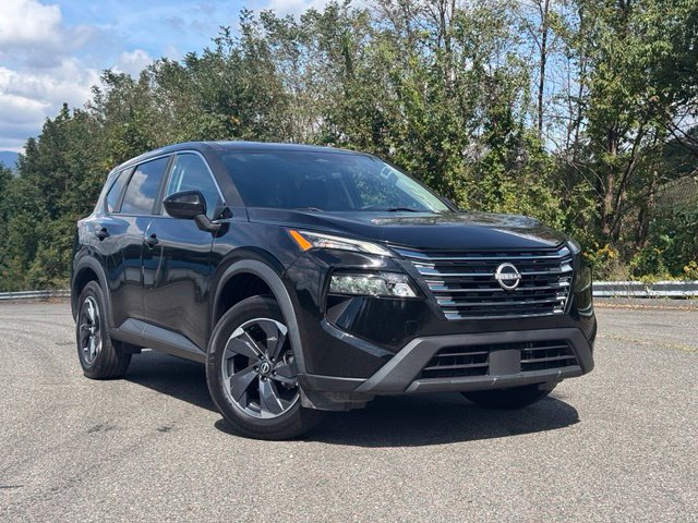 Used 2024 Nissan Rogue SV