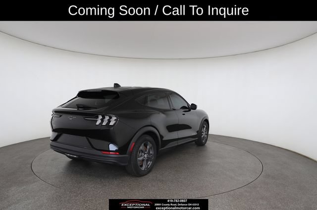 Used 2021 Ford Mustang Mach-E Select AWD/4WD image 23