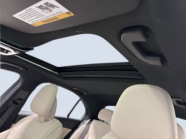 Used 2025 Mercedes-Benz C 300 4MATIC Sedan image 29