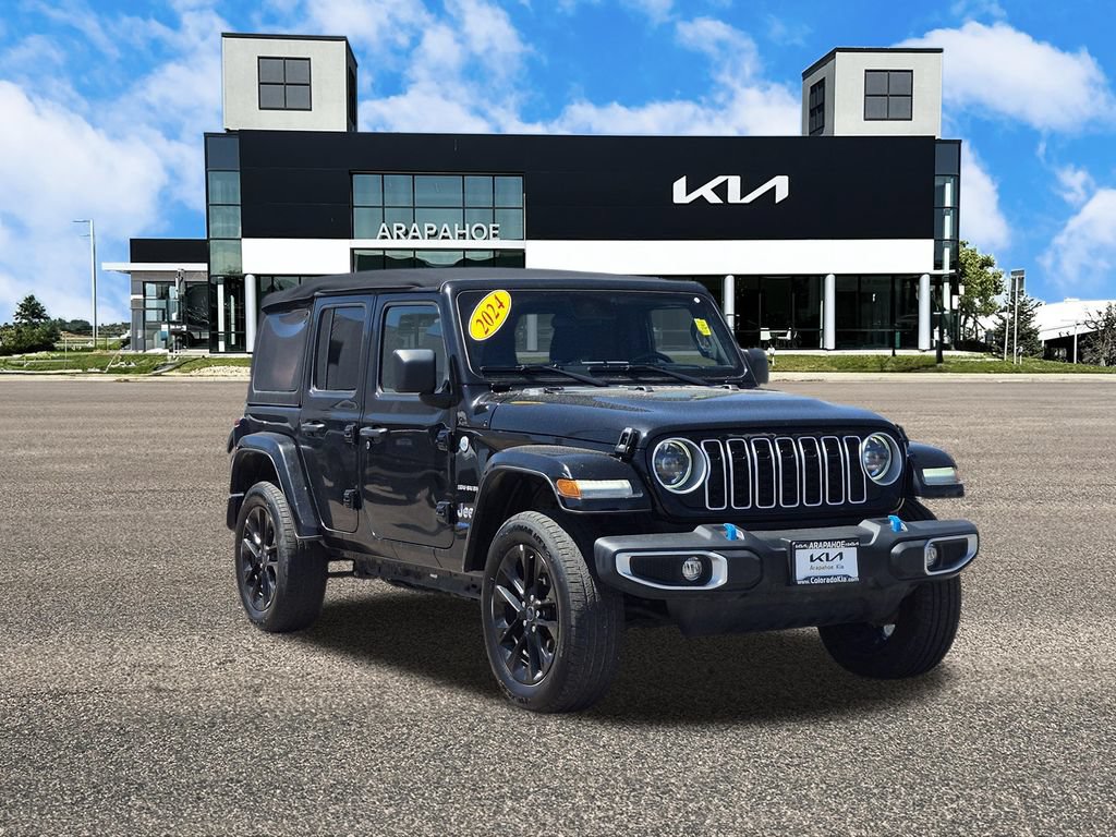 Used 2024 Jeep Wrangler Unlimited Sahara AWD/4WD image 2