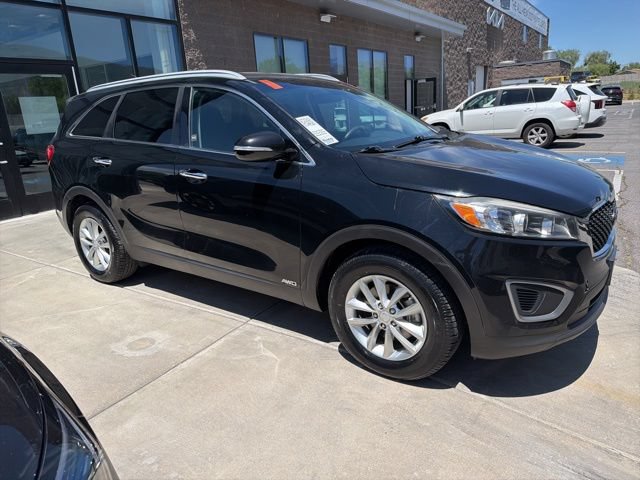 Used 2016 Kia Sorento AWD image 2