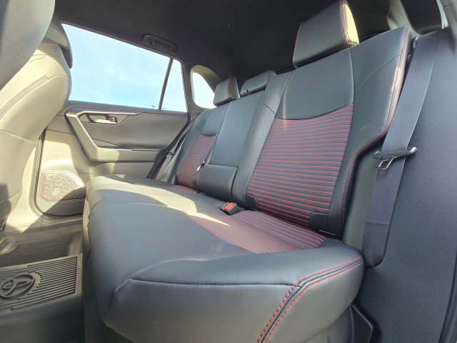Used 2025 Toyota RAV4 XSE image 20