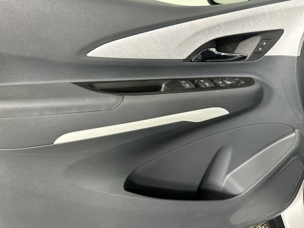 Used 2019 Chevrolet Bolt LT FWD image 23