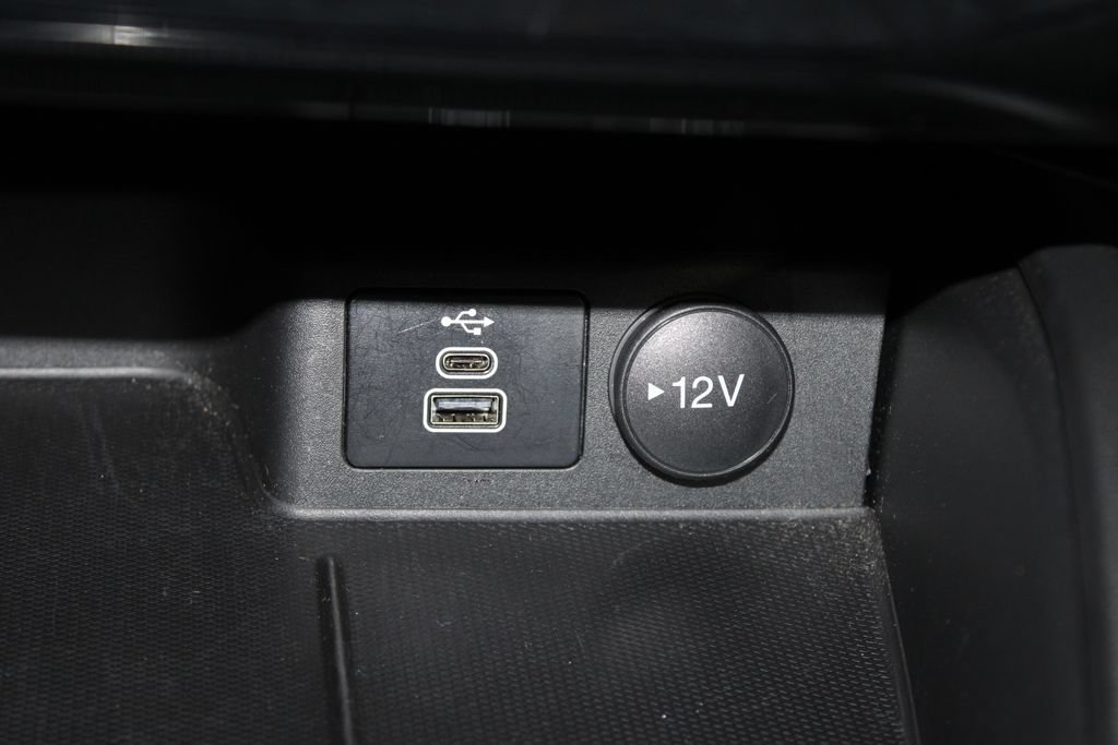 Used 2025 Ford Escape ST-Line w/ Tech Pack #1 FWD image 42