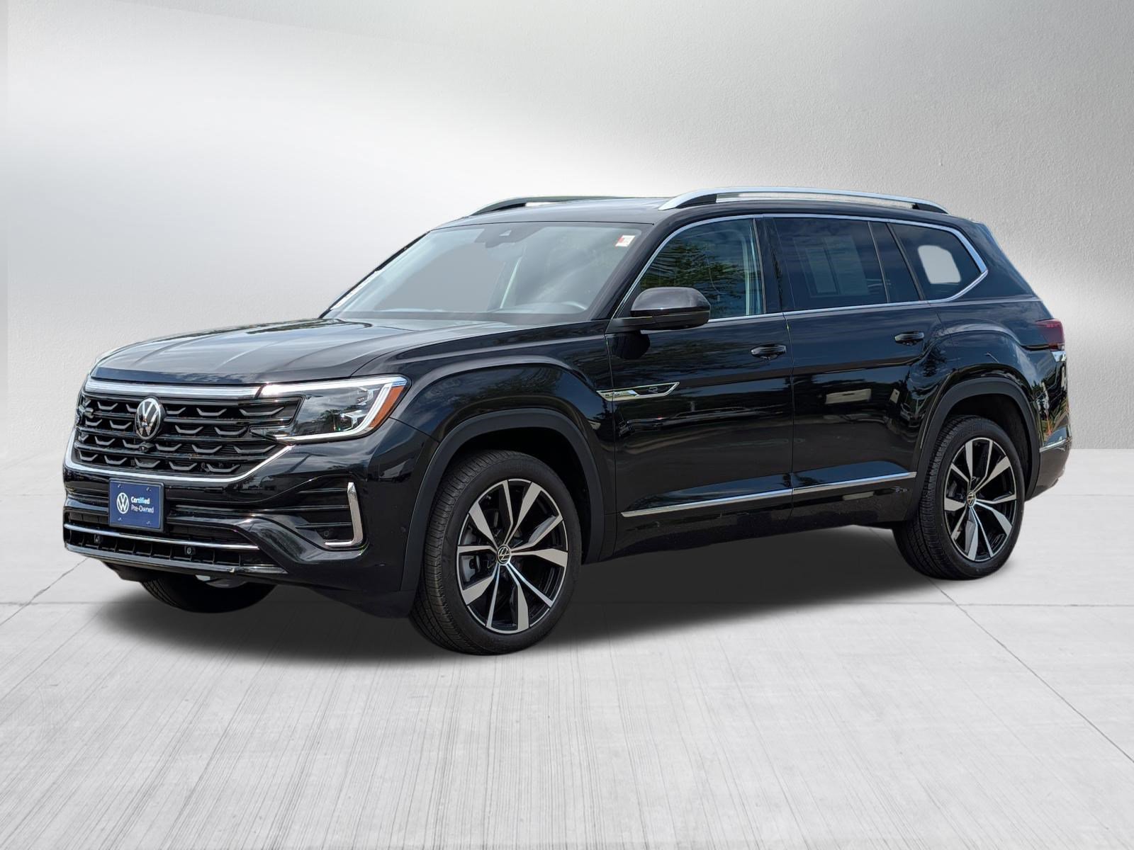 Certified 2025 Volkswagen Atlas SEL Premium R-Line AWD/4WD image 3