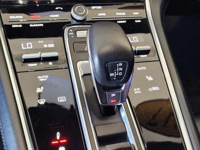 Used 2017 Porsche Panamera Turbo image 19