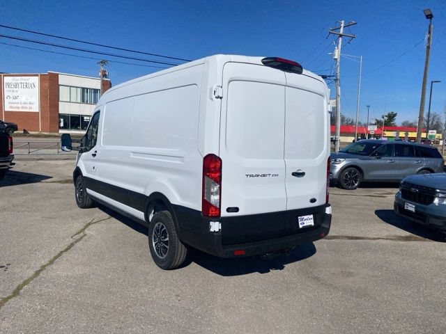 New 2024 Ford Transit 250 148 Medium Roof w/ Load Area Protection Package RWD image 4