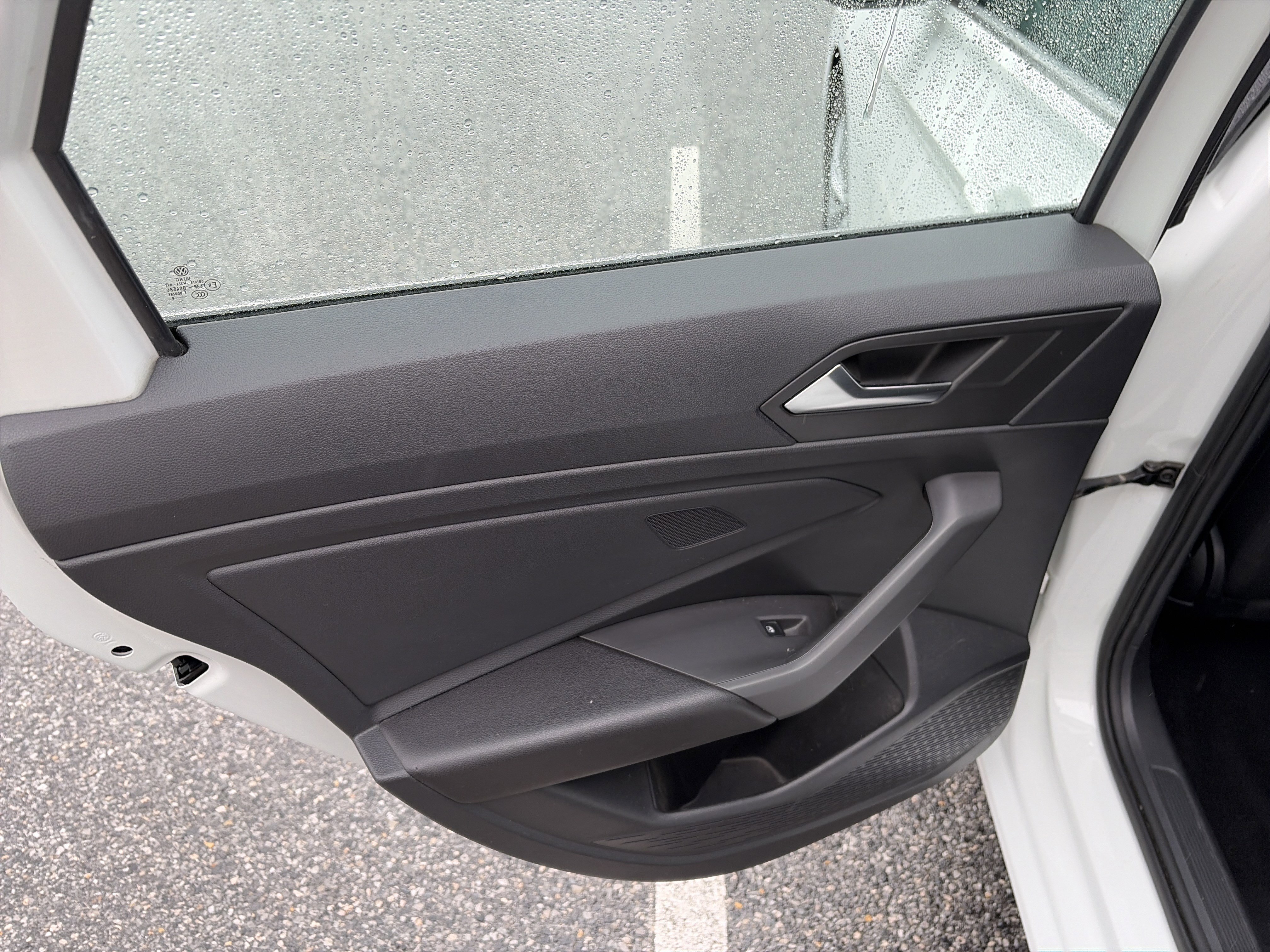 Used 2019 Volkswagen Jetta S w/ Driver Assistance Package image 11