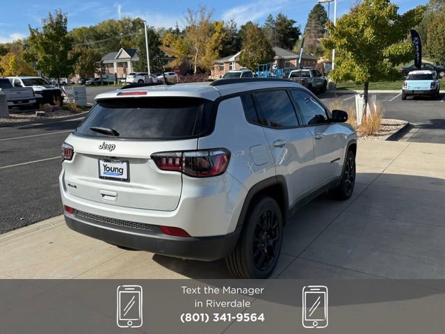 New 2025 Jeep Compass Latitude w/ Sun & Sound Group image 8
