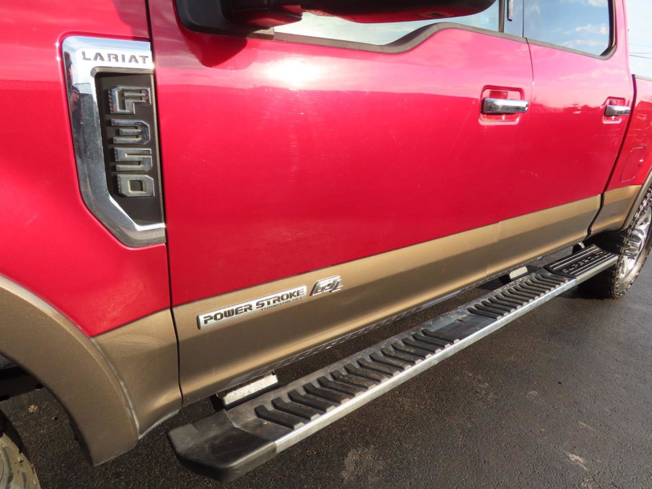 Used 2017 Ford F350 Lariat w/ Chrome Package image 14