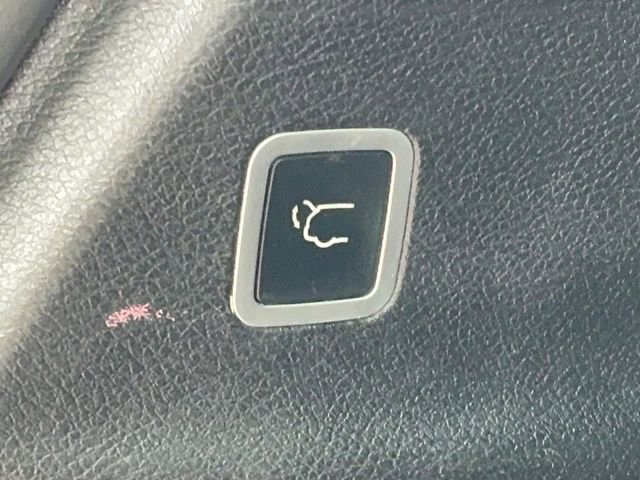 Used 2018 Chrysler Pacifica Limited w/ Advanced Safetytec Group image 26