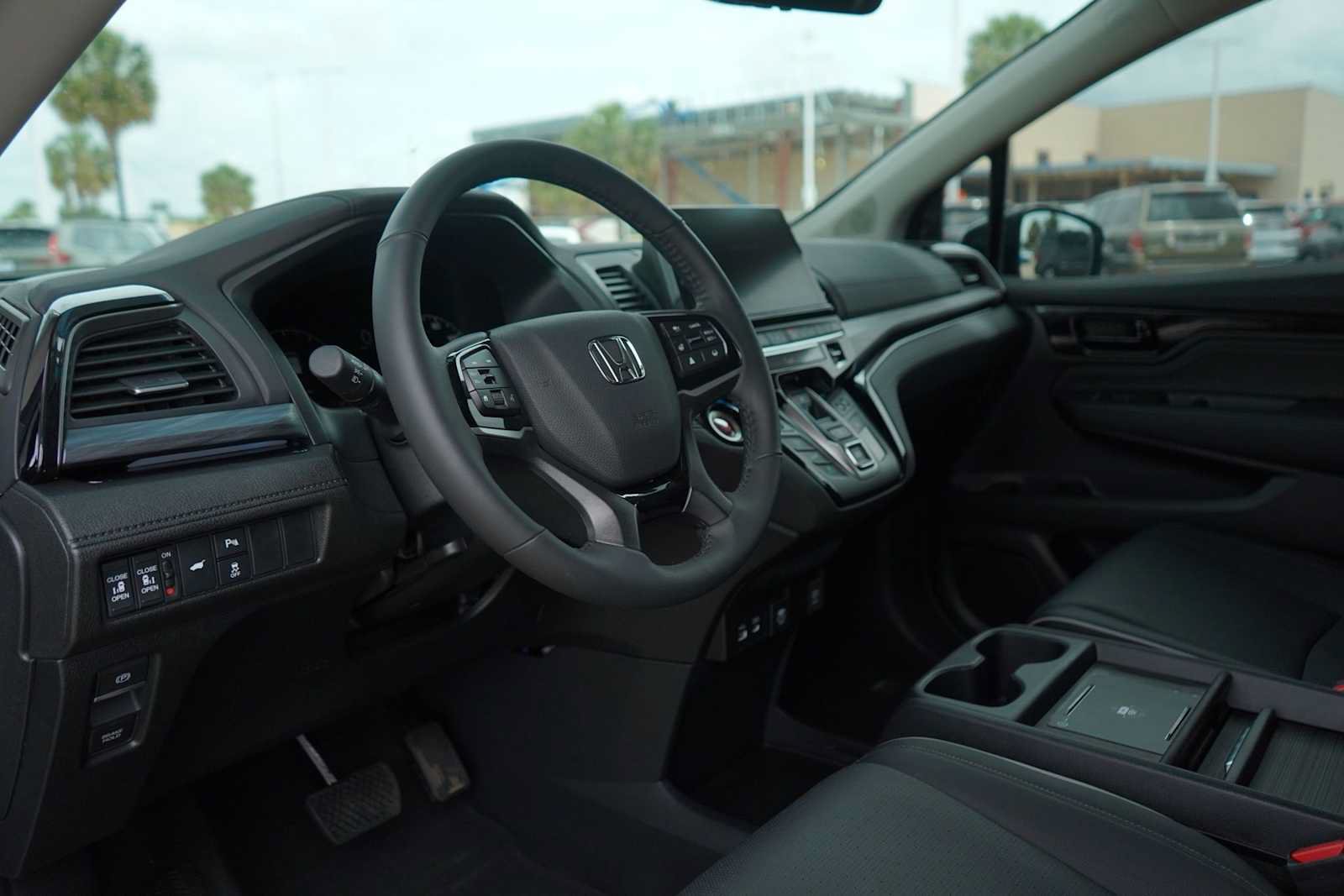 Certified 2026 Honda Odyssey Elite image 2