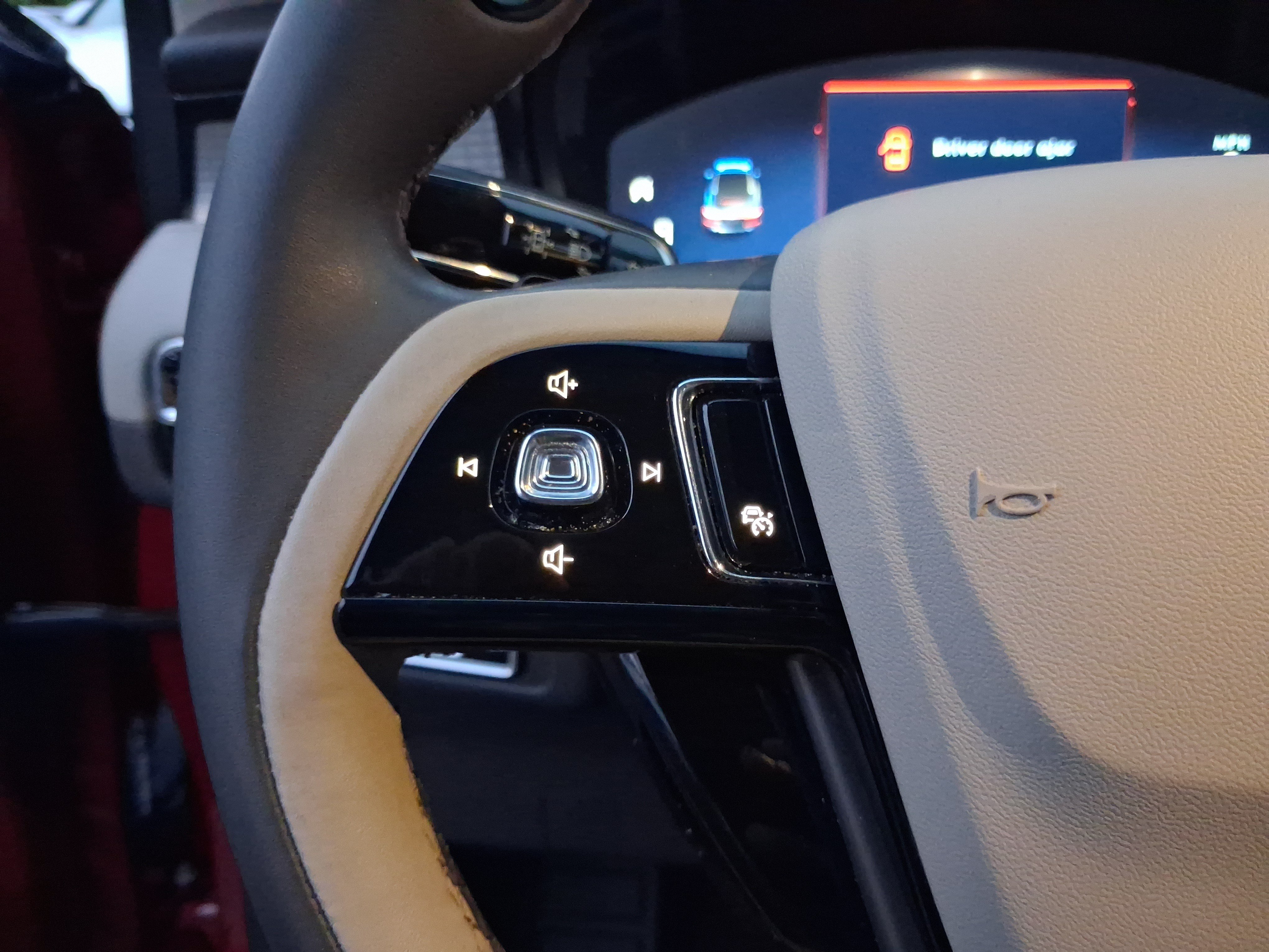 Certified 2024 Lincoln Corsair FWD image 17