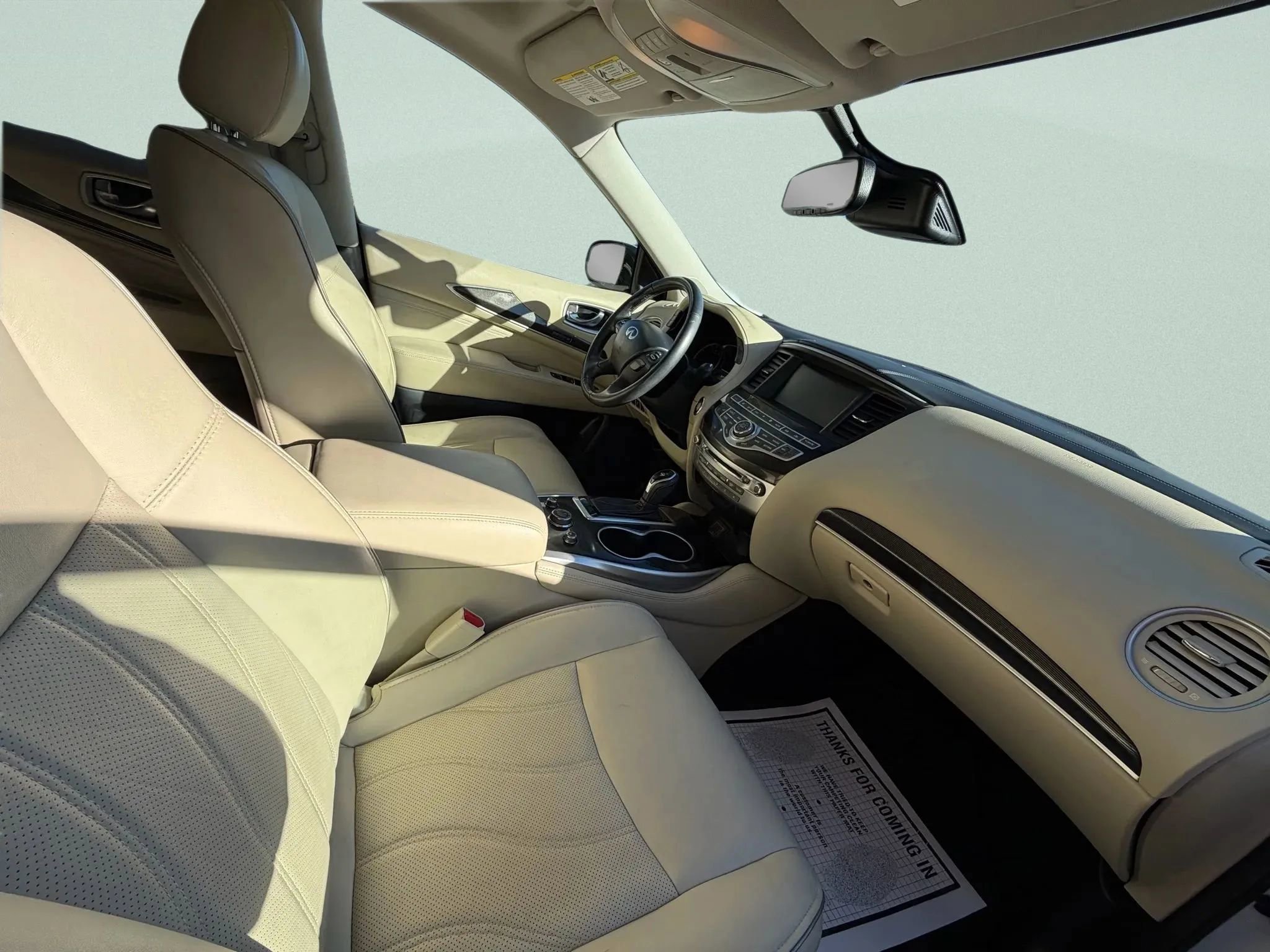 Used 2019 INFINITI QX60 Luxe w/ Essential Package image 10