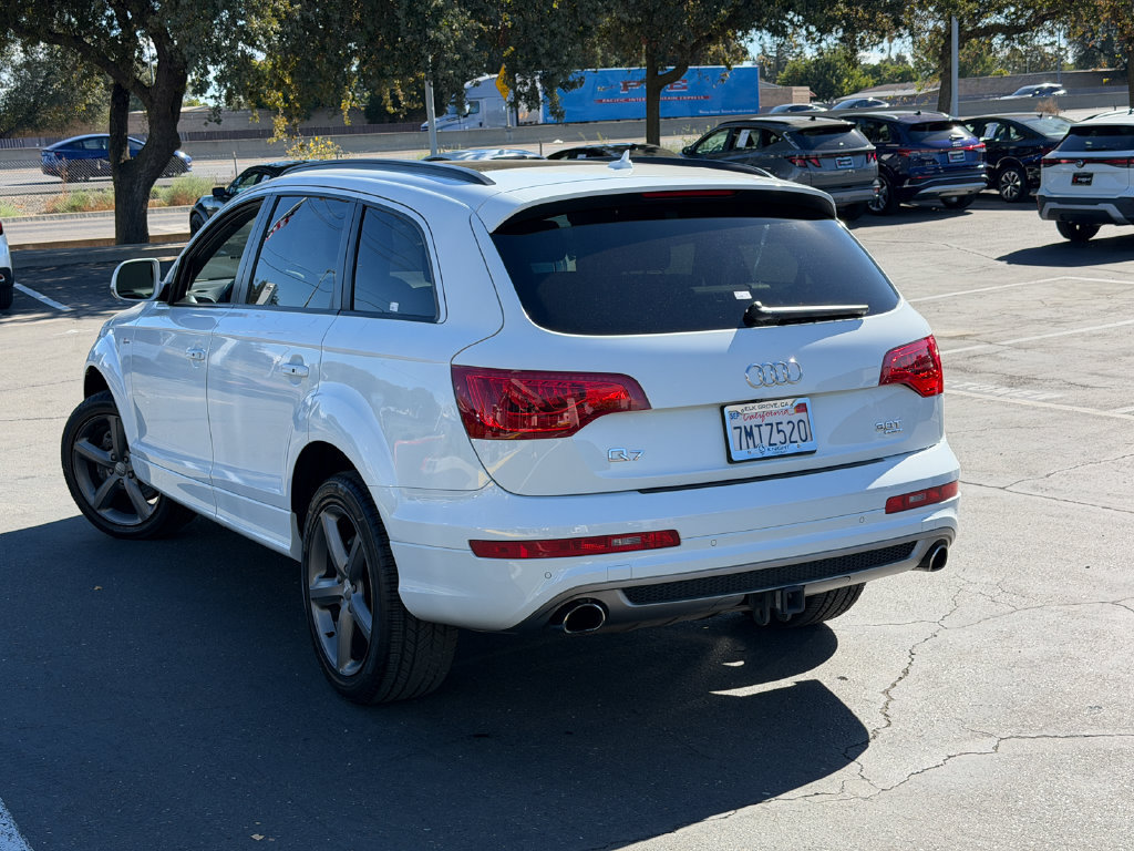 Used 2015 Audi Q7 3.0T S line Prestige w/ Towing Package AWD/4WD image 11