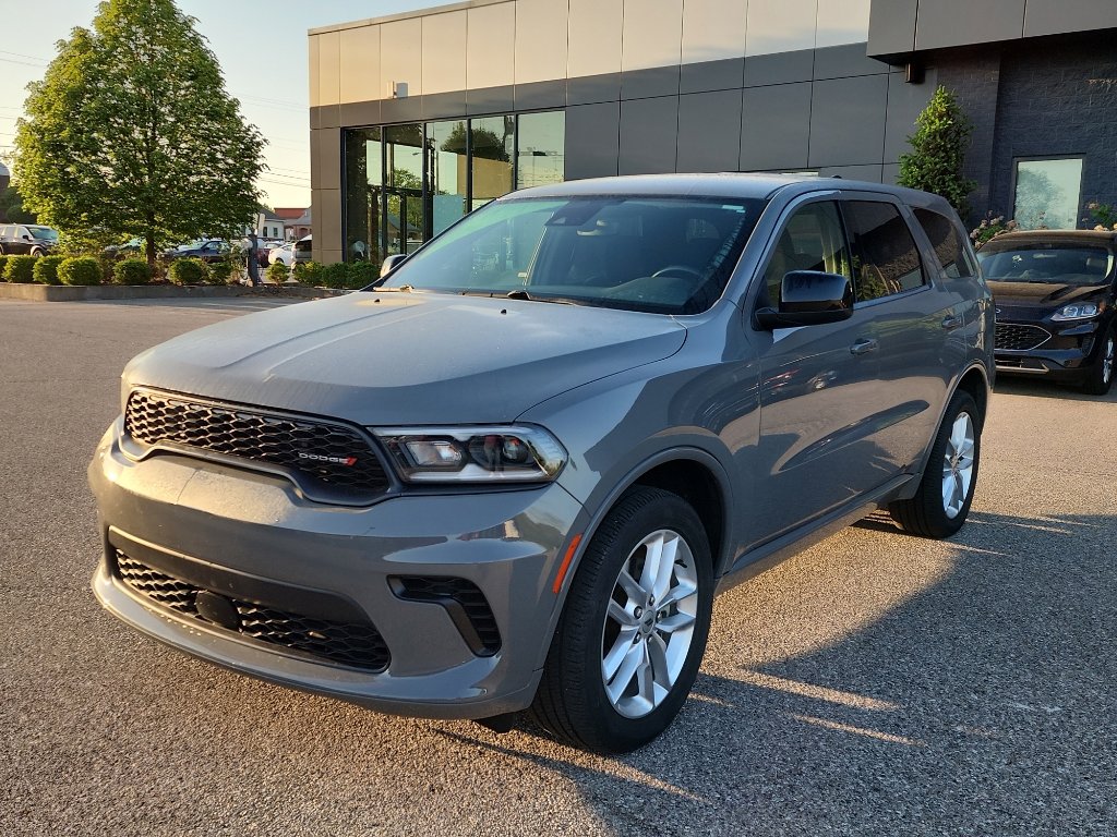 Used 2023 Dodge Durango GT image 3