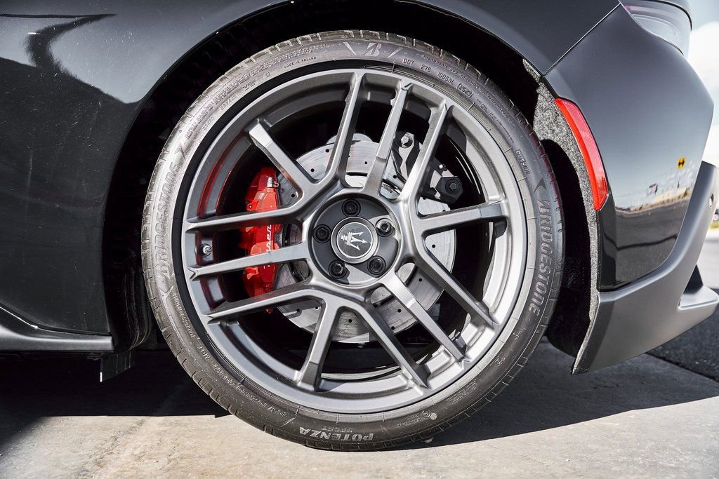 Used 2024 Maserati MC20 Cielo RWD image 25