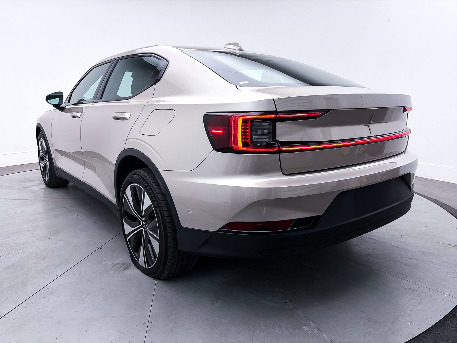 Used 2024 Polestar Polestar 2 image 13