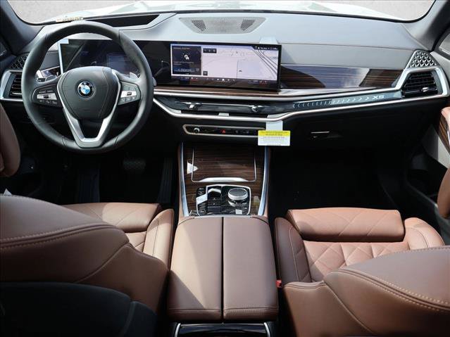 Used 2026 BMW X5 xDrive50e AWD/4WD image 16