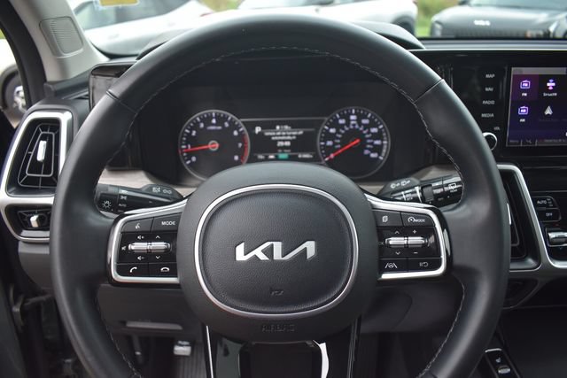 Certified 2023 Kia Sorento S w/ Panoramic Sunroof Package AWD/4WD image 36