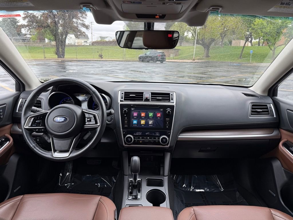 Used 2018 Subaru Outback 3.6R Touring AWD/4WD image 12