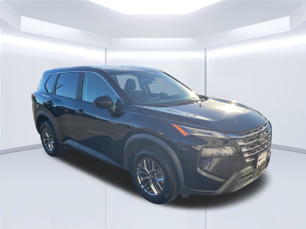 Used 2024 Nissan Rogue S AWD/4WD image 8