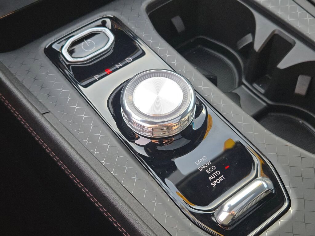 Used 2025 Jeep Wagoneer S Limited image 30