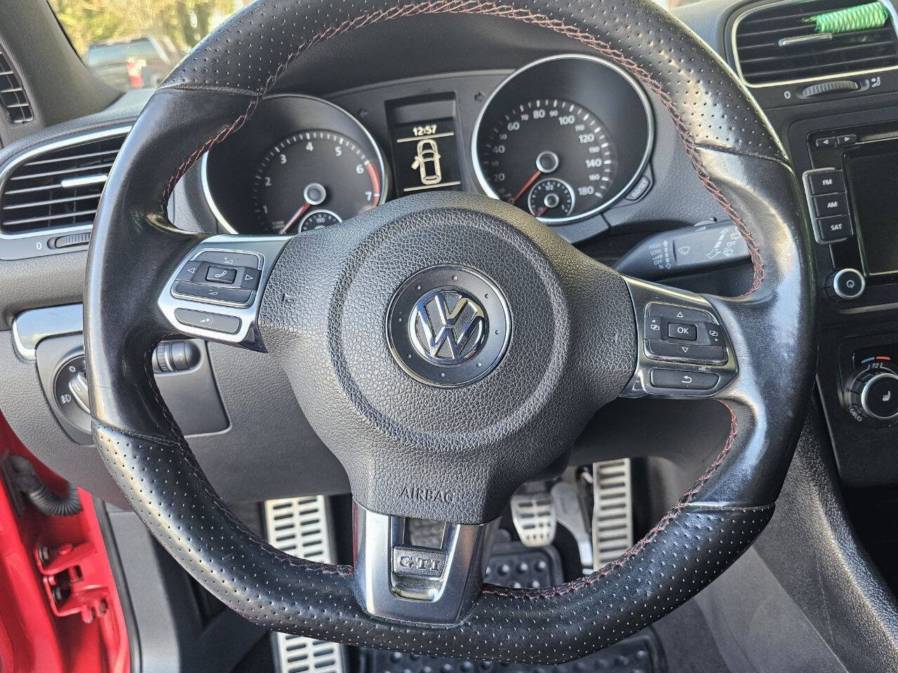 Used 2011 Volkswagen GTI 2-Door FWD image 22
