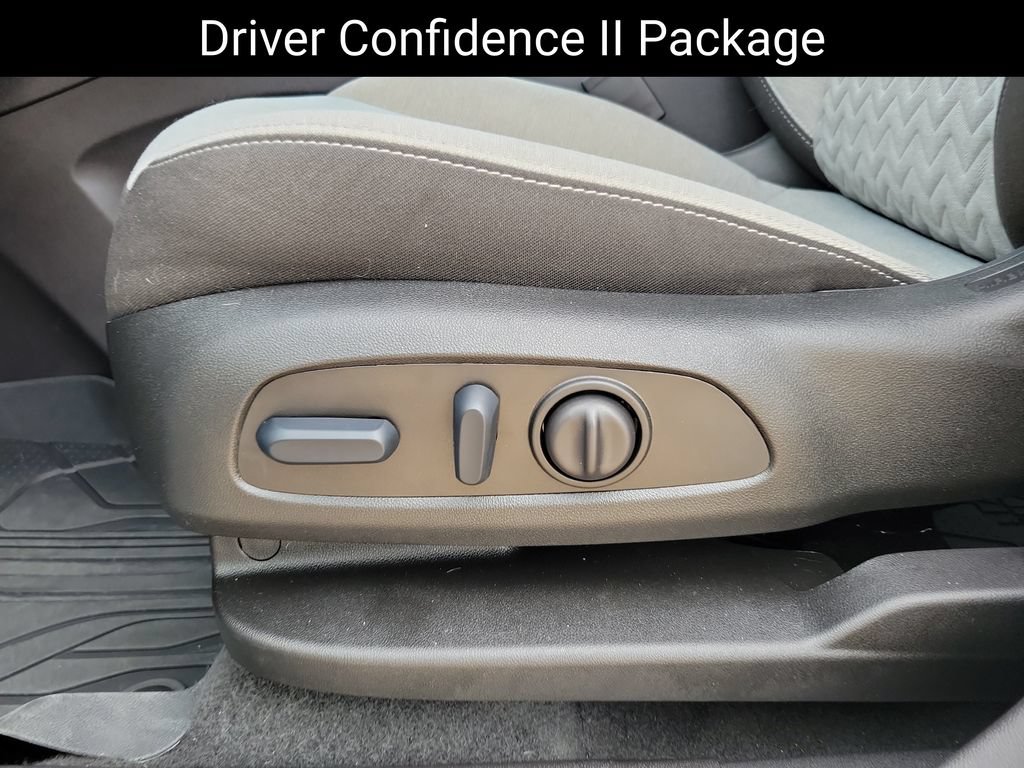 Used 2024 Chevrolet Equinox LS w/ LS Convenience Package AWD/4WD image 11