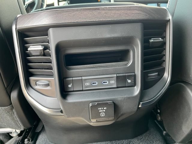 New 2026 RAM 1500 Laramie AWD/4WD image 19
