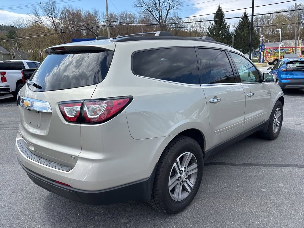 Used 2017 Chevrolet Traverse LT AWD/4WD image 5