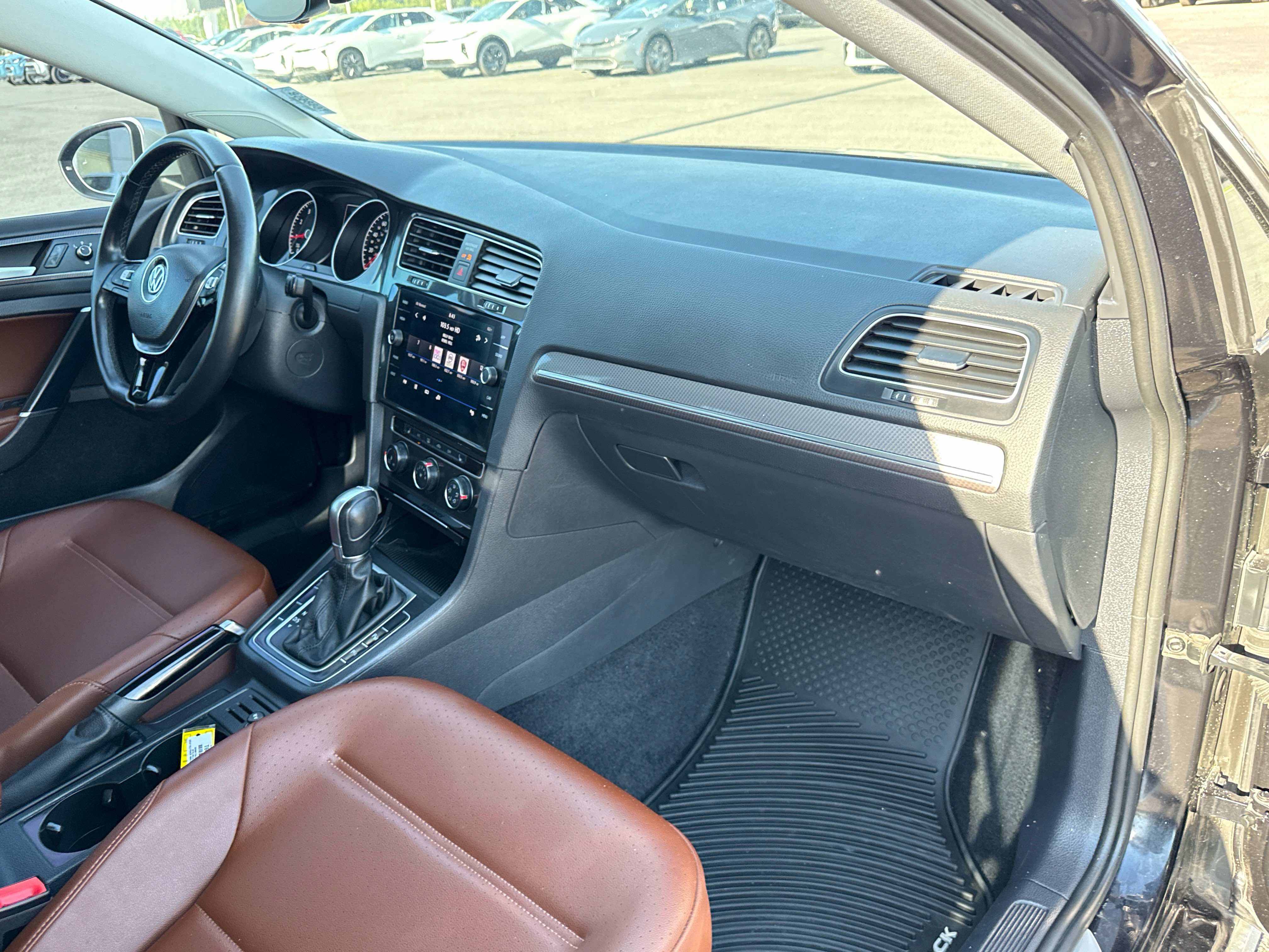 Used 2019 Volkswagen Golf Alltrack SE AWD/4WD image 18