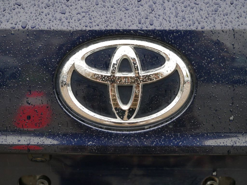 Used 2021 Toyota Highlander XLE image 13