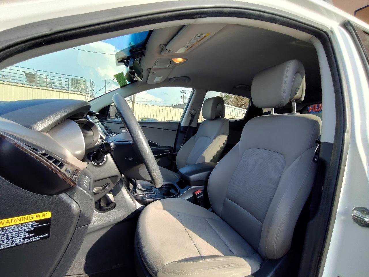 Used 2018 Hyundai Santa Fe Sport w/ 2.4L Value Package 02 FWD image 15