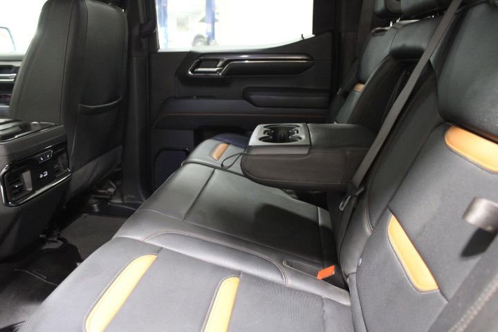 Used 2024 GMC Sierra 1500 AT4 w/ Technology Package image 28