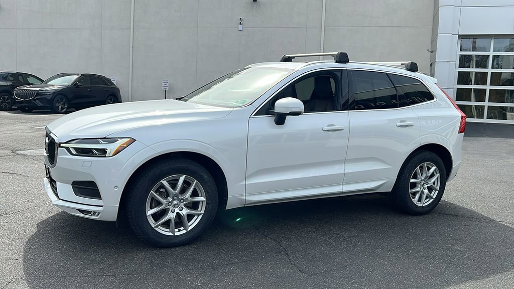 Used 2019 Volvo XC60 T5 Momentum w/ Advanced Package