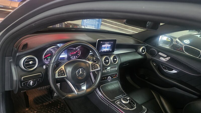 Used 2017 Mercedes-Benz C 300 4MATIC Sedan image 10